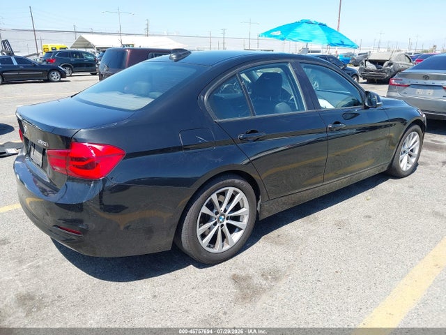 BMW 320i 2018 WBA8A9C51JAH13500 Image 4