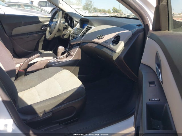 Продаж на аукціоні авто 2016 Chevrolet Cruze Limited Ls Auto, vin: 1G1PC5SG3G7112881, номер лоту: 45757720