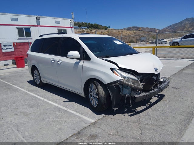 Toyota Sienna Limited 7 Passenger 2017 5TDYZ3DC1HS840876 головне зображення