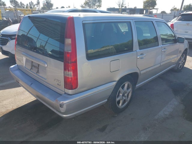 1999 Volvo V70 Glt მანქანა იყიდება აუქციონზე, vin: YV1LW56D6X2628057, აუქციონის ნომერი: 45757763
