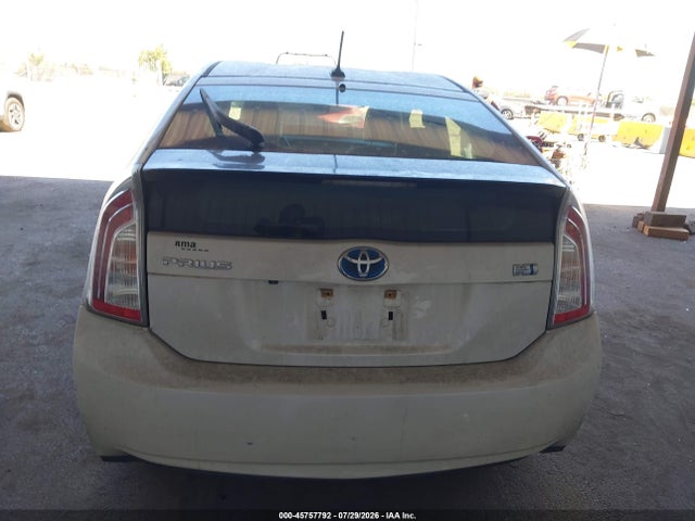 Toyota Prius Three 2015 JTDKN3DUXF1933089 Image 17