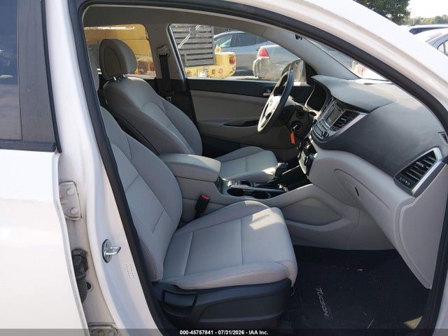 2018 Hyundai Tucson Se მანქანა იყიდება აუქციონზე, vin: KM8J23A41JU659793, აუქციონის ნომერი: 45757841