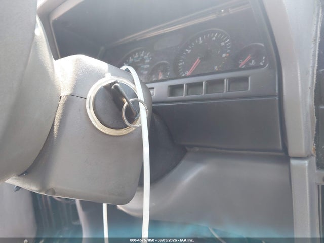 1994 Dodge Shadow Es მანქანა იყიდება აუქციონზე, vin: 1B3AP6433RN211654, აუქციონის ნომერი: 45757850