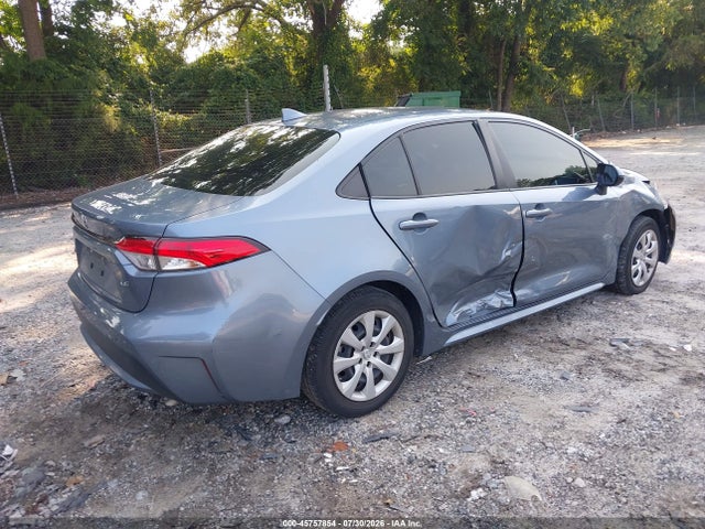 JTDEPMAE3MJ125030 Toyota COROLLA LE