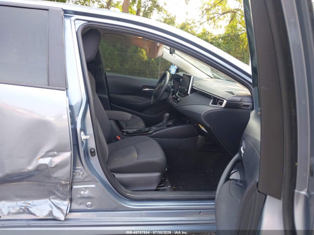 JTDEPMAE3MJ125030 Toyota COROLLA LE