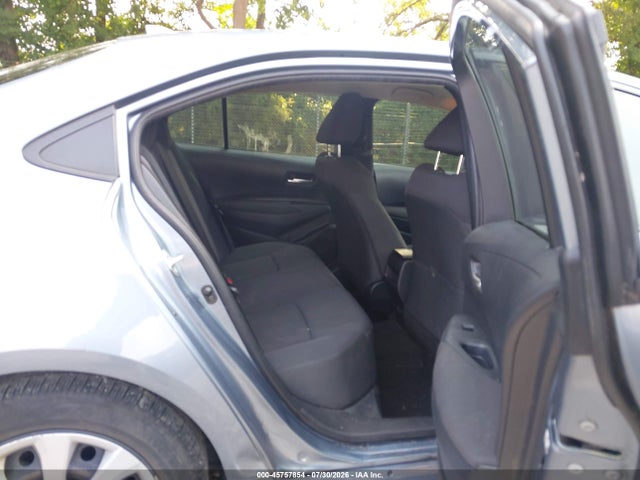 JTDEPMAE3MJ125030 Toyota COROLLA LE