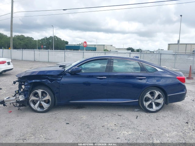 45757886 :رقم المزاد ، 1HGCV1F96JA213641 vin ، 2018 Honda Accord Touring مزاد بيع