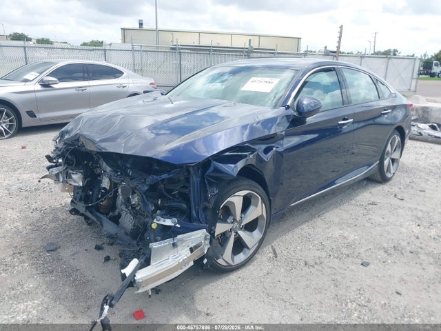 45757886 :رقم المزاد ، 1HGCV1F96JA213641 vin ، 2018 Honda Accord Touring مزاد بيع