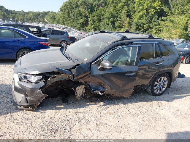 Продажа на аукционе авто 2021 Toyota Rav4 Limited, vin: 2T3N1RFV5MC146519, номер лота: 45757902