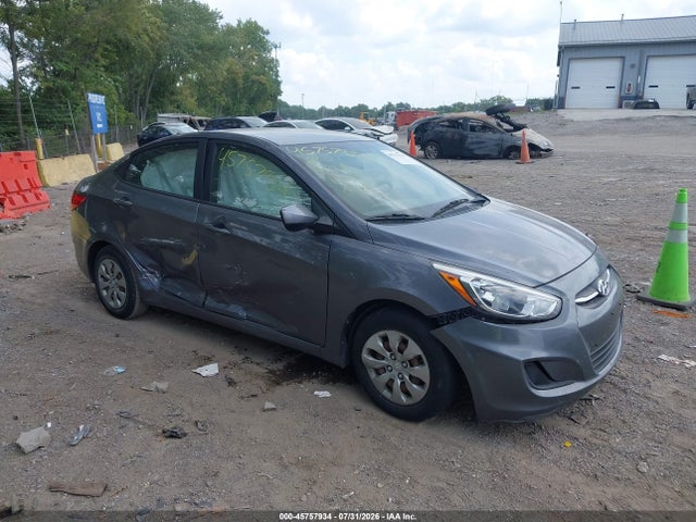 2016 Hyundai Accent Se მანქანა იყიდება აუქციონზე, vin: KMHCT4AE1GU131068, აუქციონის ნომერი: 45757934