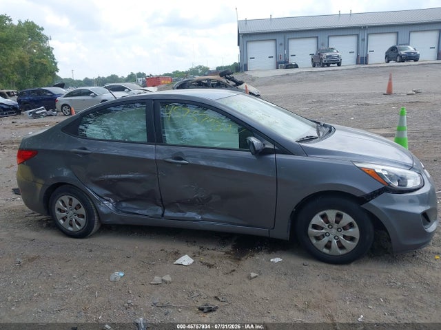 2016 Hyundai Accent Se მანქანა იყიდება აუქციონზე, vin: KMHCT4AE1GU131068, აუქციონის ნომერი: 45757934