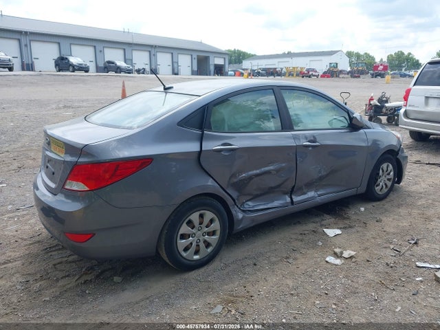 2016 Hyundai Accent Se მანქანა იყიდება აუქციონზე, vin: KMHCT4AE1GU131068, აუქციონის ნომერი: 45757934