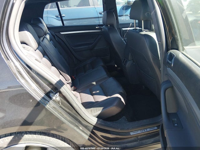45757945 :رقم المزاد ، WVWHV91K99W132824 vin ، 2009 Volkswagen Gti 4-door مزاد بيع