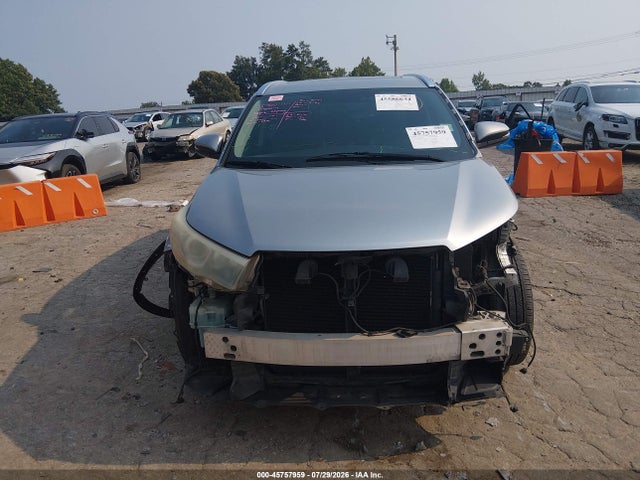 45757959 :رقم المزاد ، 5TDJKRFH2FS093917 vin ، 2015 Toyota Highlander Xle V6 مزاد بيع
