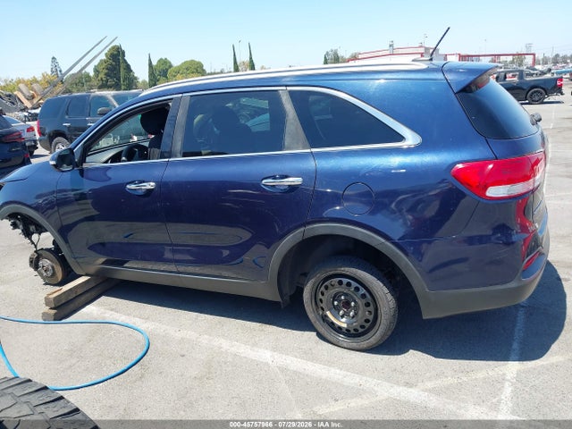 2018 Kia Sorento 3.3l Lx მანქანა იყიდება აუქციონზე, vin: 5XYPG4A59JG372590, აუქციონის ნომერი: 45757966