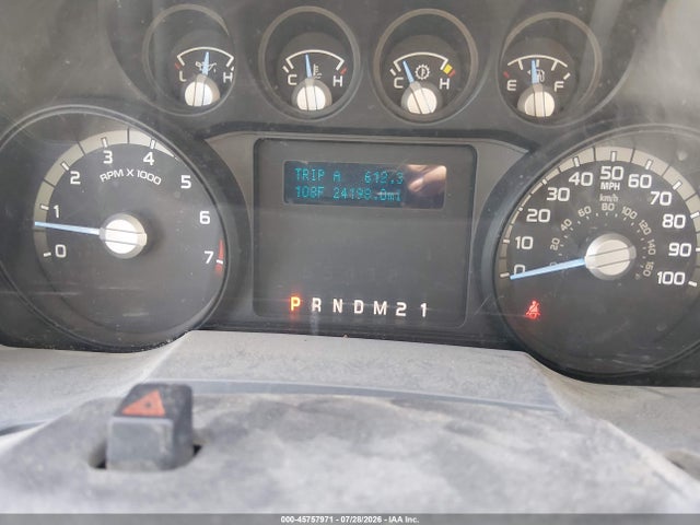 Ford F-350 Chassis Xl 2015 1FD8X3G65FED30847 Image 7