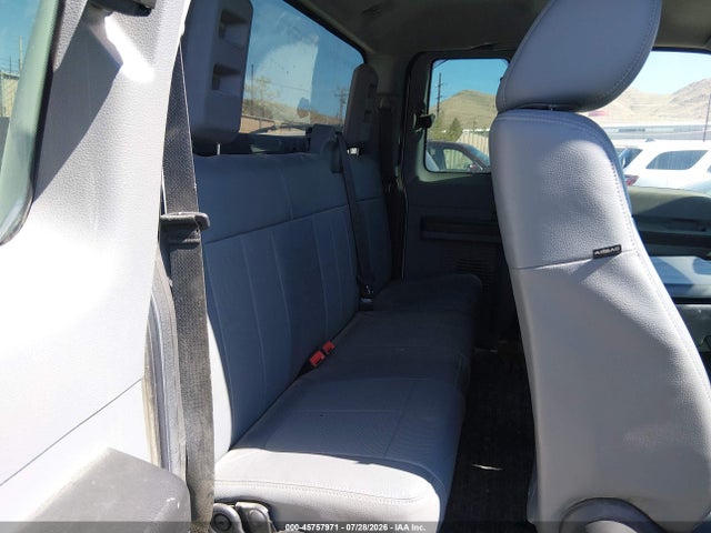 Ford F-350 Chassis Xl 2015 1FD8X3G65FED30847 Image 8