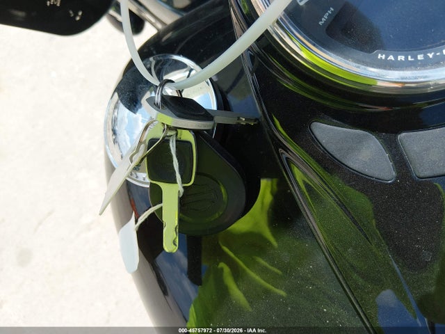 Harley-Davidson FLHC 2019 1HD1YAJ27KB055215 Image 11