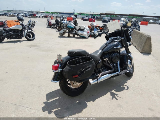 Harley-Davidson FLHC 2019 1HD1YAJ27KB055215 Image 4