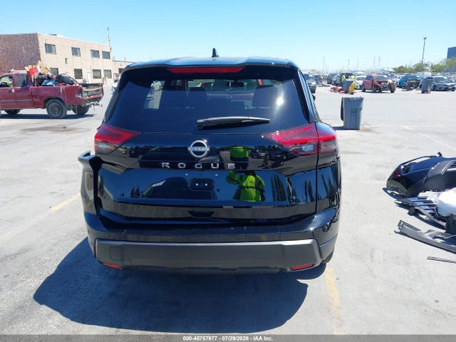 JN8BT3BA5SW005612 Nissan Rogue Sv Fwd