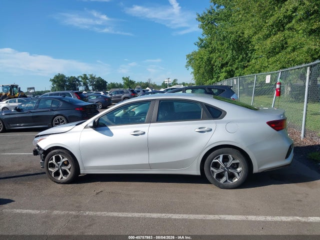 Auction sale of the 2021 Kia Forte Lxs, vin: 3KPF24AD6ME326556, lot number: 45757983