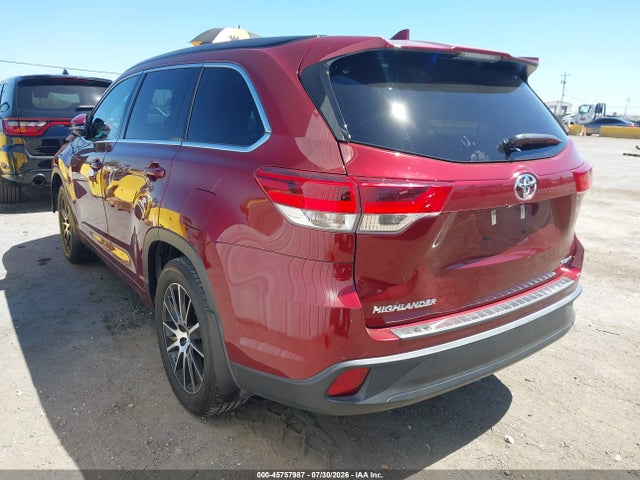 45757987 :رقم المزاد ، 5TDJZRFH4HS483044 vin ، 2017 Toyota Highlander Se مزاد بيع