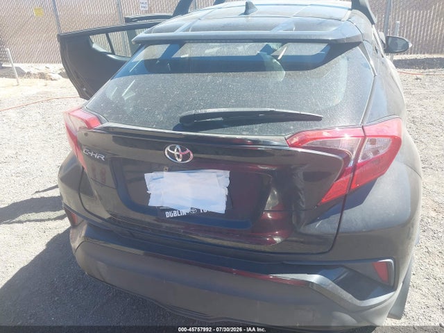 NMTKHMBX7JR039748 Toyota C-HR XLE