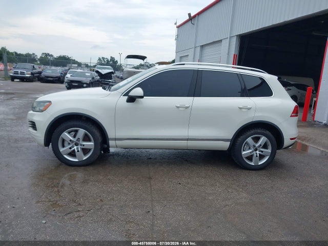Aukcja sprzedaży 2011 Volkswagen Touareg Hybrid, vin: WVGFG9BP6BD002301, numer aukcji: 45758006