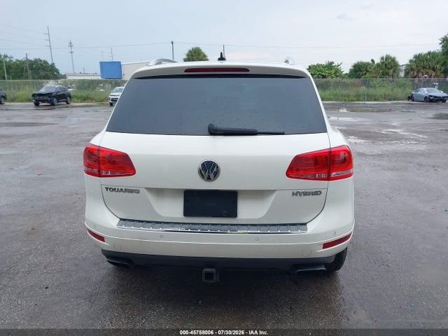 Aukcja sprzedaży 2011 Volkswagen Touareg Hybrid, vin: WVGFG9BP6BD002301, numer aukcji: 45758006