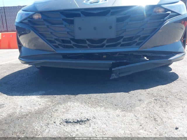 5NPLM4AG1NH081346 Hyundai ELANTRA SEL