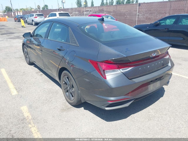 5NPLM4AG1NH081346 Hyundai ELANTRA SEL