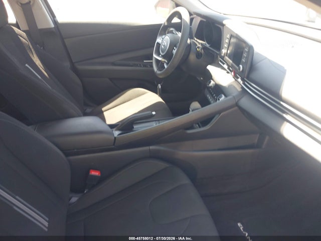 5NPLM4AG1NH081346 Hyundai ELANTRA SEL