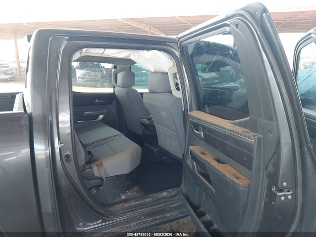 Продажа на аукционе авто 2024 Toyota Tundra Sr5, vin: 5TFLA5DB4RX231345, номер лота: 45758033