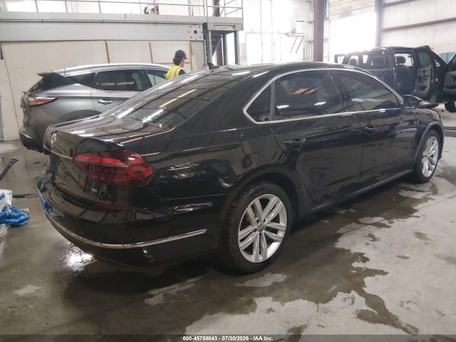 Продажа на аукционе авто 2018 Volkswagen Passat 2.0t Se, vin: 1VWBA7A31JC005180, номер лота: 45758043