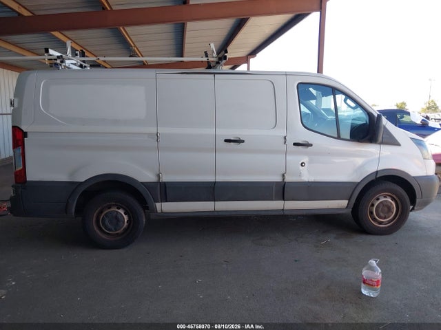 45758070 :رقم المزاد ، 1FTYE1ZM8KKA30919 vin ، 2019 Ford Transit-150 مزاد بيع