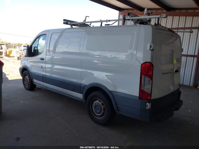 45758070 :رقم المزاد ، 1FTYE1ZM8KKA30919 vin ، 2019 Ford Transit-150 مزاد بيع