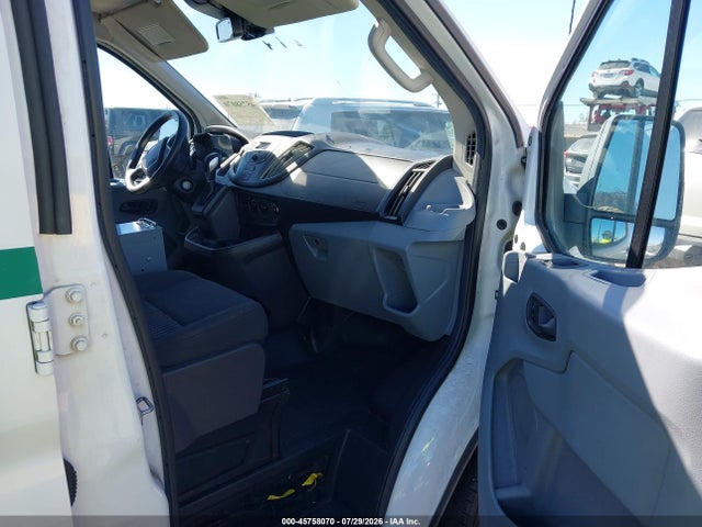 45758070 :رقم المزاد ، 1FTYE1ZM8KKA30919 vin ، 2019 Ford Transit-150 مزاد بيع