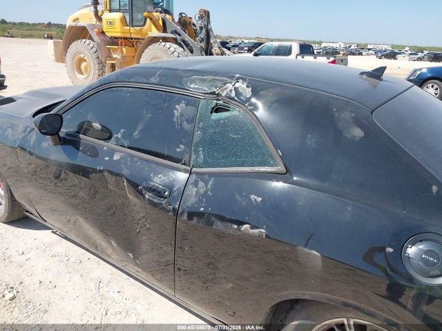 45758075 :رقم المزاد ، 2C3CDZFJ8JH300697 vin ، 2018 Dodge Challenger R/t Scat Pack مزاد بيع