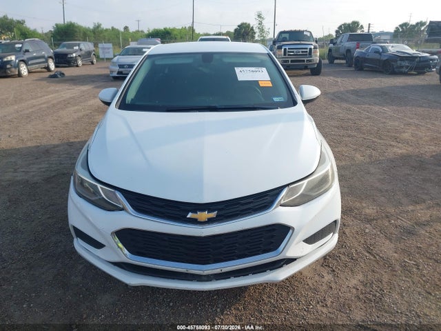 45758093 :رقم المزاد ، 1G1BE5SM3J7150502 vin ، 2018 Chevrolet Cruze Lt Auto مزاد بيع