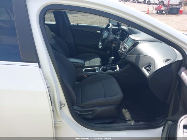 45758093 :رقم المزاد ، 1G1BE5SM3J7150502 vin ، 2018 Chevrolet Cruze Lt Auto مزاد بيع