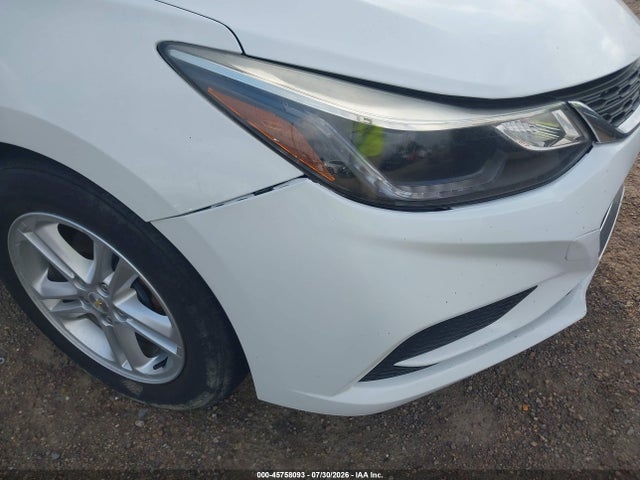 45758093 :رقم المزاد ، 1G1BE5SM3J7150502 vin ، 2018 Chevrolet Cruze Lt Auto مزاد بيع