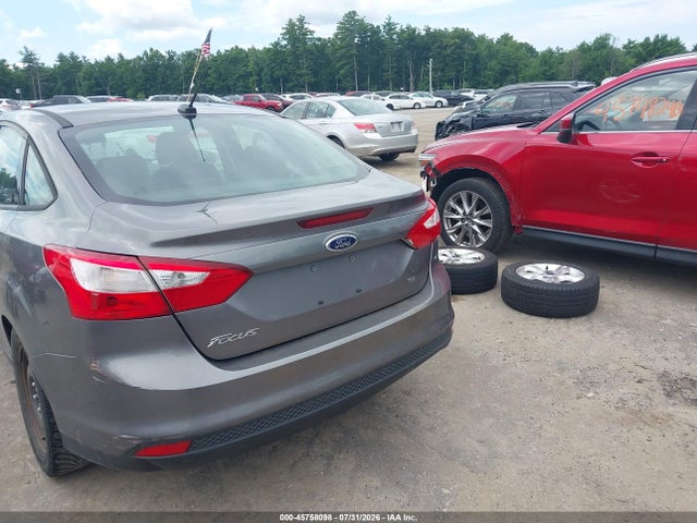 Ford FOCUS SE 2014 1FADP3F20EL250793 Image 14
