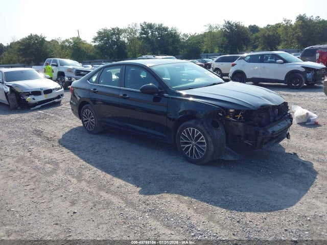 45758104 :رقم المزاد ، 3VWC57BU3MM007953 vin ، 2021 Volkswagen Jetta 1.4t R-line/1.4t Se/s مزاد بيع