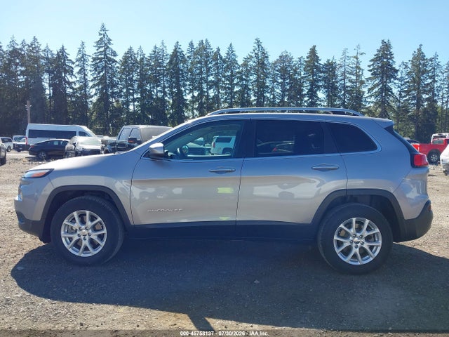 2018 Jeep Cherokee Latitude 4x4 მანქანა იყიდება აუქციონზე, vin: 1C4PJMCB0JD528602, აუქციონის ნომერი: 45758137