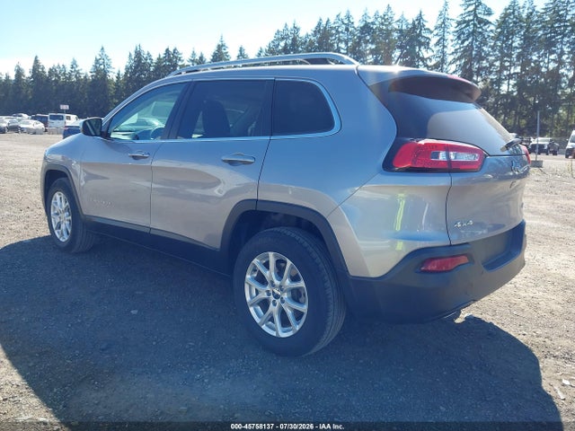 2018 Jeep Cherokee Latitude 4x4 მანქანა იყიდება აუქციონზე, vin: 1C4PJMCB0JD528602, აუქციონის ნომერი: 45758137