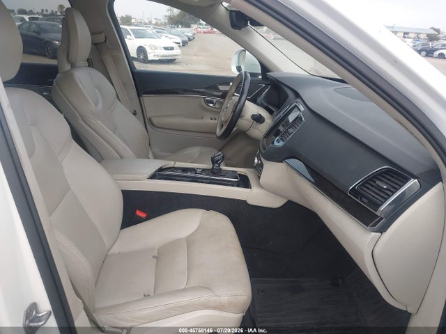 YV4A22PK3H1183656 Volvo Xc90 T6 Momentum