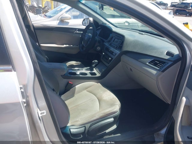 Hyundai Sonata 2017 5NPE24AF3HH560118 Image 5
