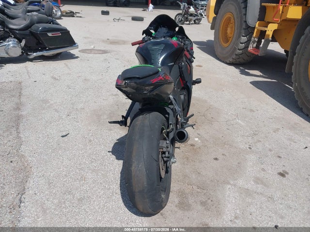 Продажа на аукционе авто 2018 Kawasaki Zx1000 Z, vin: JKAZXCZ14JA003232, номер лота: 45758175