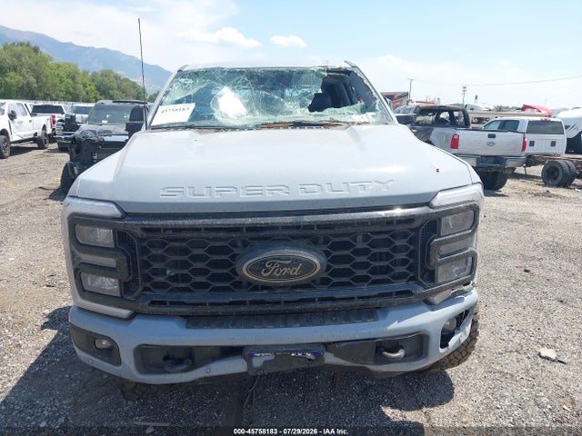 Ford F-350 Lariat 2025 1FT8W3BM4SEC65500 Image 12