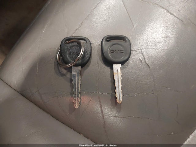 45758193 :رقم المزاد ، 3GKFK16Z23G225895 vin ، 2003 Gmc Yukon Xl 1500 Slt مزاد بيع